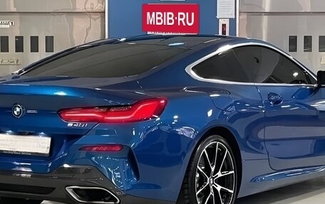 BMW 8 серия, 2021 год, 7 100 000 рублей, 3 фотография