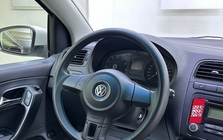 Volkswagen Polo VI (EU Market), 2011 год, 649 000 рублей, 8 фотография