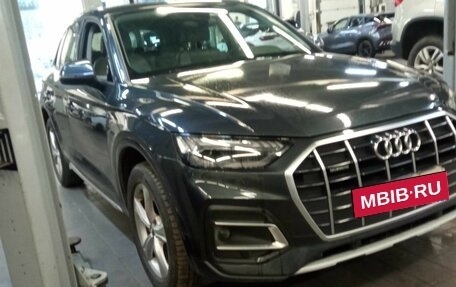 Audi Q5, 2021 год, 5 512 000 рублей, 2 фотография
