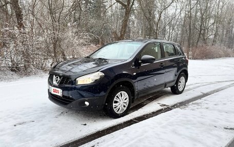 Nissan Qashqai, 2011 год, 880 000 рублей, 2 фотография