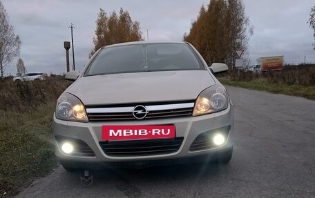 Opel Astra H, 2005 год, 510 000 рублей, 2 фотография