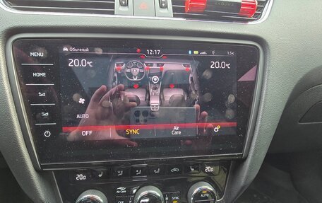 Skoda Octavia RS, 2019 год, 2 999 999 рублей, 26 фотография