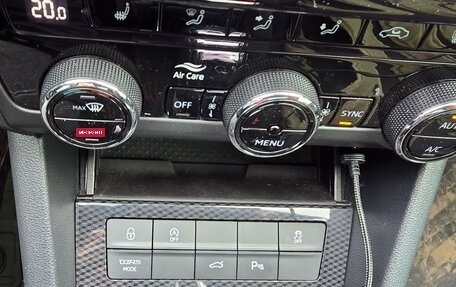 Skoda Octavia RS, 2019 год, 2 999 999 рублей, 28 фотография