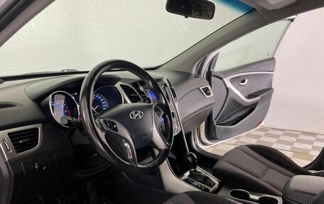 Hyundai i30 II рестайлинг, 2014 год, 800 000 рублей, 10 фотография