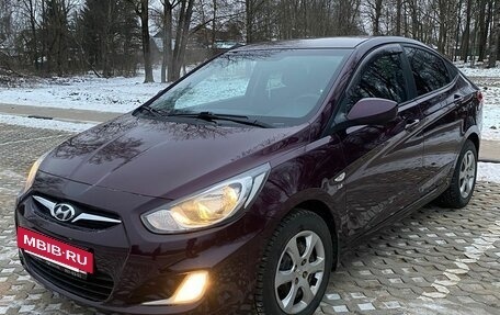 Hyundai Solaris II рестайлинг, 2013 год, 900 000 рублей, 8 фотография