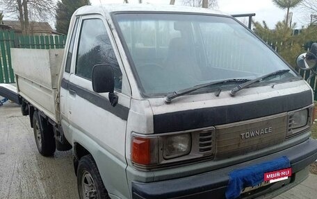 Toyota Town Ace III, 1993 год, 550 000 рублей, 6 фотография