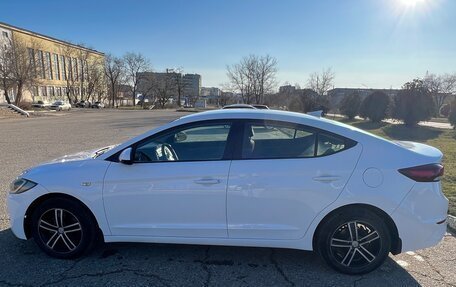 Hyundai Elantra VI рестайлинг, 2018 год, 1 350 000 рублей, 4 фотография