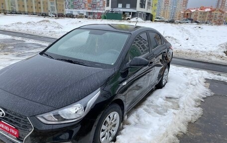 Hyundai Solaris II рестайлинг, 2017 год, 1 100 000 рублей, 3 фотография