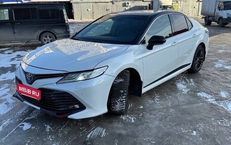 Toyota Camry, 2020 год, 2 900 000 рублей, 3 фотография