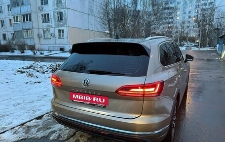 Volkswagen Touareg III, 2018 год, 4 690 000 рублей, 5 фотография