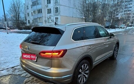 Volkswagen Touareg III, 2018 год, 4 690 000 рублей, 6 фотография