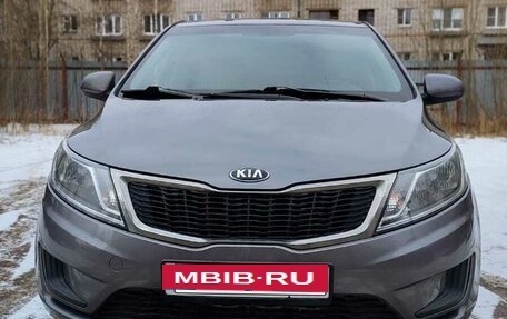 KIA Rio III рестайлинг, 2014 год, 925 000 рублей, 2 фотография