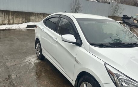 Hyundai Solaris II рестайлинг, 2015 год, 770 000 рублей, 6 фотография