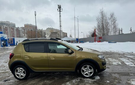 Renault Sandero II рестайлинг, 2015 год, 870 000 рублей, 2 фотография