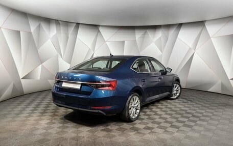 Skoda Superb III рестайлинг, 2022 год, 3 700 700 рублей, 10 фотография