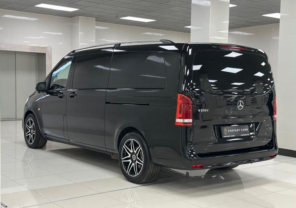 Mercedes-Benz V-Класс, 2022 год, 14 990 000 рублей, 5 фотография