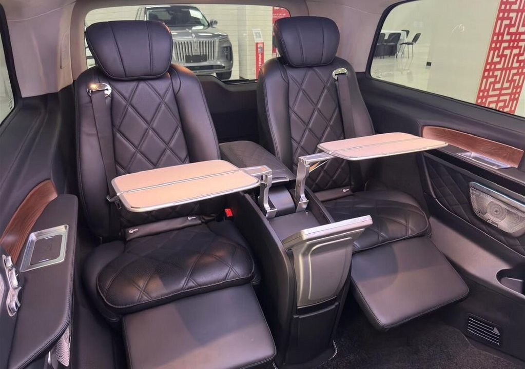 Mercedes-Benz V-Класс, 2022 год, 14 990 000 рублей, 22 фотография
