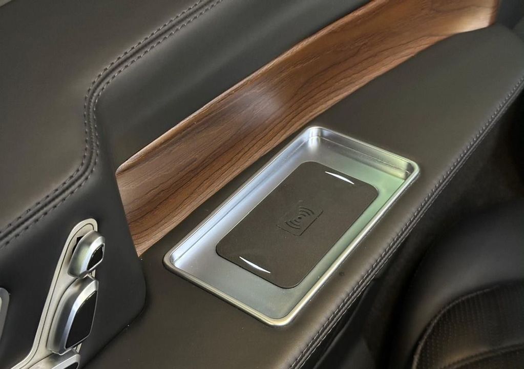 Mercedes-Benz V-Класс, 2022 год, 14 990 000 рублей, 23 фотография