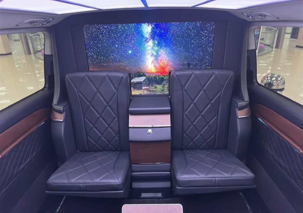 Mercedes-Benz V-Класс, 2022 год, 14 990 000 рублей, 15 фотография