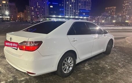 Toyota Camry, 2017 год, 1 500 000 рублей, 4 фотография