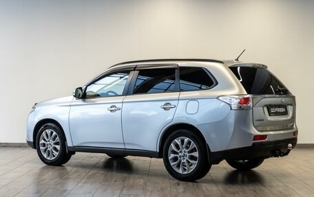 Mitsubishi Outlander III рестайлинг 3, 2012 год, 1 530 000 рублей, 2 фотография