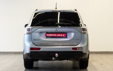 Mitsubishi Outlander III рестайлинг 3, 2012 год, 1 530 000 рублей, 4 фотография