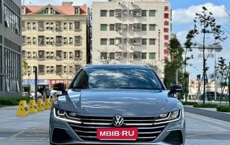 Volkswagen Passat CC, 2021 год, 2 800 000 рублей, 2 фотография