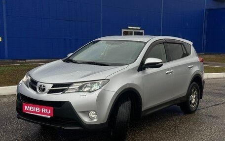 Toyota RAV4, 2013 год, 1 750 000 рублей, 2 фотография