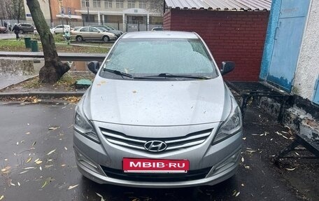 Hyundai Solaris II рестайлинг, 2014 год, 910 000 рублей, 2 фотография