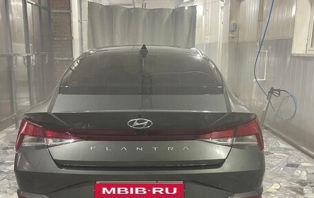 Hyundai Elantra, 2021 год, 2 150 000 рублей, 13 фотография