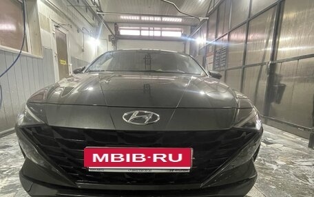 Hyundai Elantra, 2021 год, 2 150 000 рублей, 9 фотография