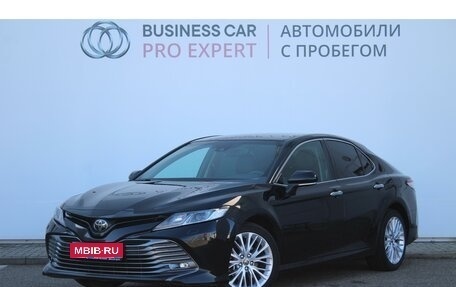 Toyota Camry, 2018 год, 2 760 000 рублей, 1 фотография