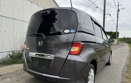 Honda Freed I, 2016 год, 960 000 рублей, 5 фотография