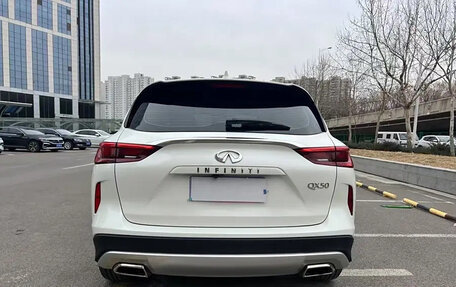 Infiniti QX50 II, 2021 год, 2 720 000 рублей, 9 фотография