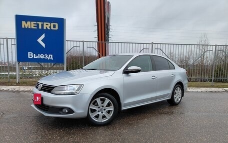 Volkswagen Jetta VI, 2011 год, 1 100 000 рублей, 1 фотография