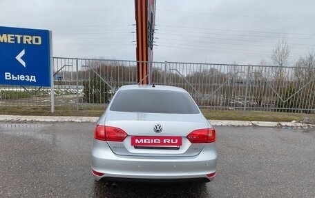 Volkswagen Jetta VI, 2011 год, 1 100 000 рублей, 6 фотография