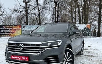 Volkswagen Touareg III, 2019 год, 5 000 000 рублей, 1 фотография