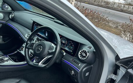 Mercedes-Benz E-Класс, 2016 год, 2 750 000 рублей, 9 фотография