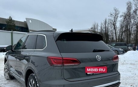 Volkswagen Touareg III, 2019 год, 5 000 000 рублей, 4 фотография