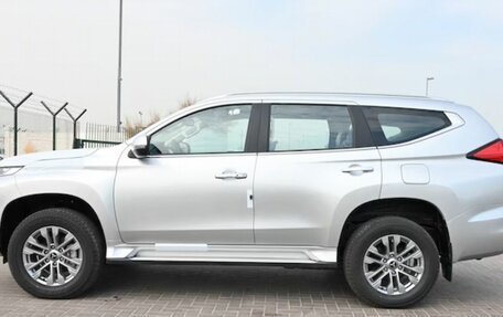 Mitsubishi Pajero Sport III рестайлинг, 2023 год, 7 589 000 рублей, 3 фотография