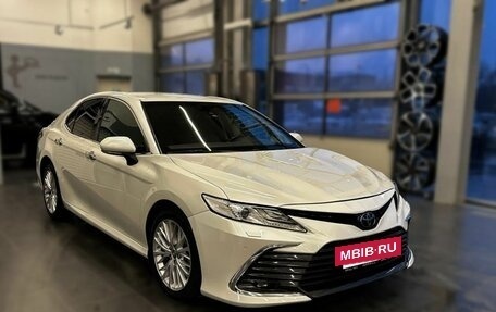 Toyota Camry, 2019 год, 2 797 000 рублей, 3 фотография