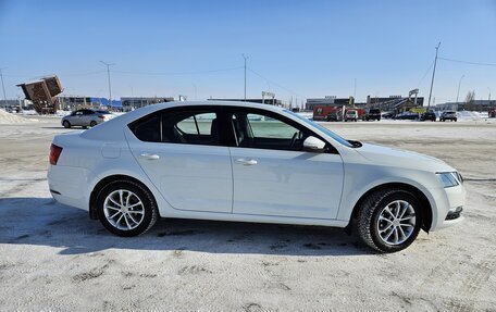 Skoda Octavia, 2019 год, 1 780 000 рублей, 3 фотография