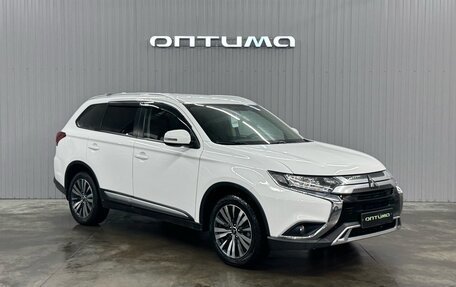 Mitsubishi Outlander III рестайлинг 3, 2018 год, 2 147 000 рублей, 3 фотография