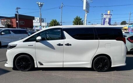 Toyota Alphard III, 2021 год, 3 790 000 рублей, 7 фотография