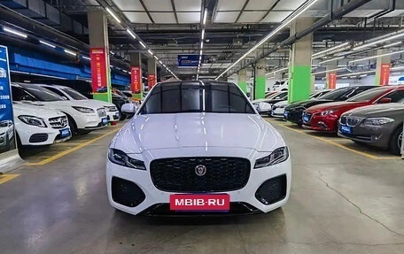 Jaguar XF II, 2021 год, 3 450 000 рублей, 2 фотография