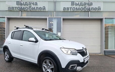 Renault Sandero II рестайлинг, 2019 год, 809 000 рублей, 2 фотография