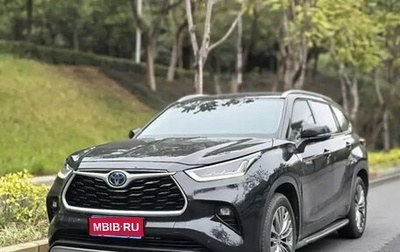 Toyota Highlander, 2022 год, 3 820 000 рублей, 1 фотография