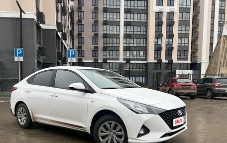 Hyundai Solaris II рестайлинг, 2021 год, 1 600 000 рублей, 9 фотография