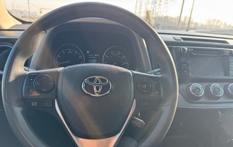 Toyota RAV4, 2018 год, 2 550 000 рублей, 7 фотография