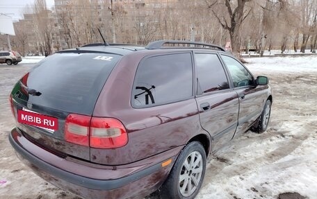 Volvo V40 I, 1998 год, 355 000 рублей, 2 фотография